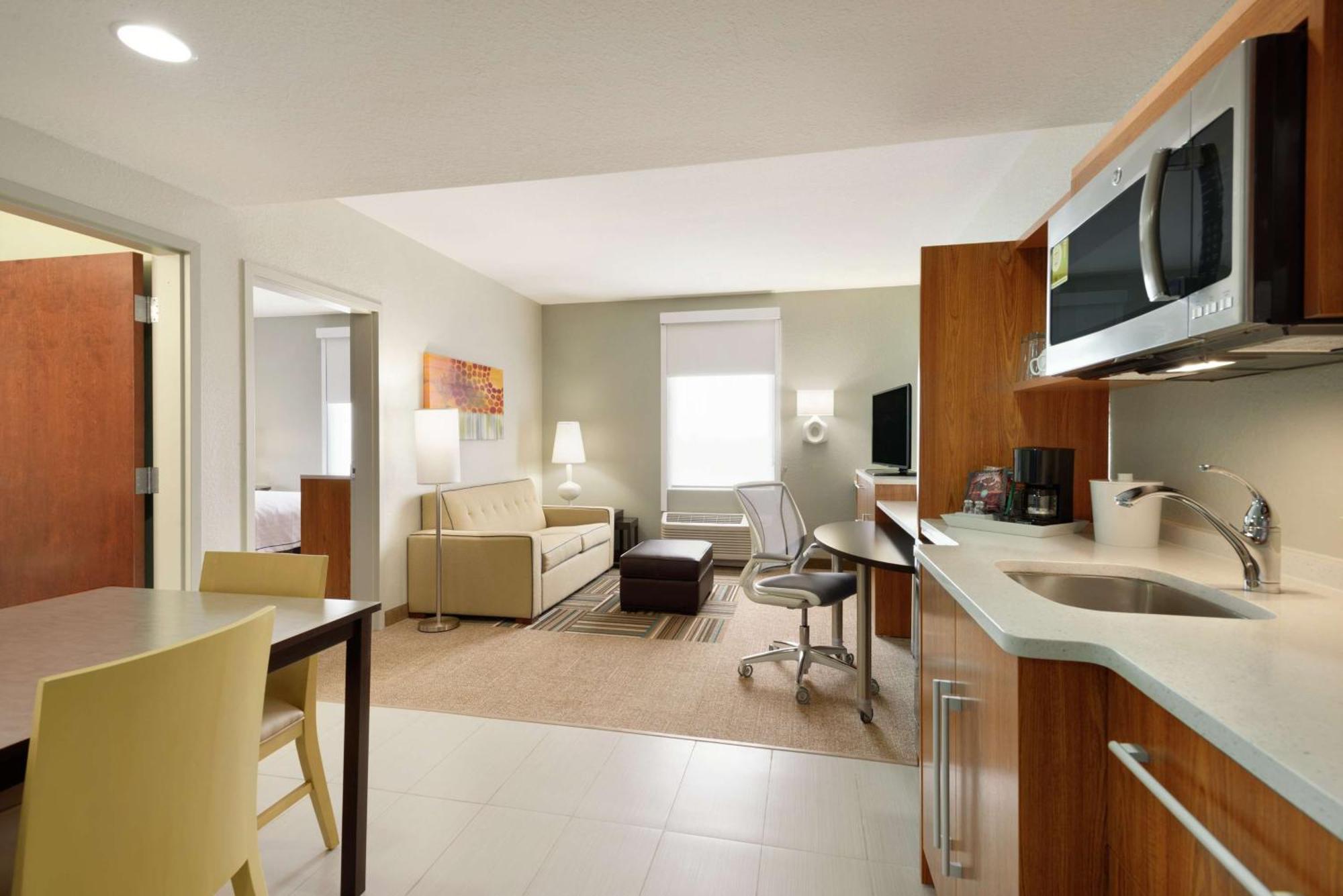 Home2 Suites By Hilton Florida City Eksteriør billede